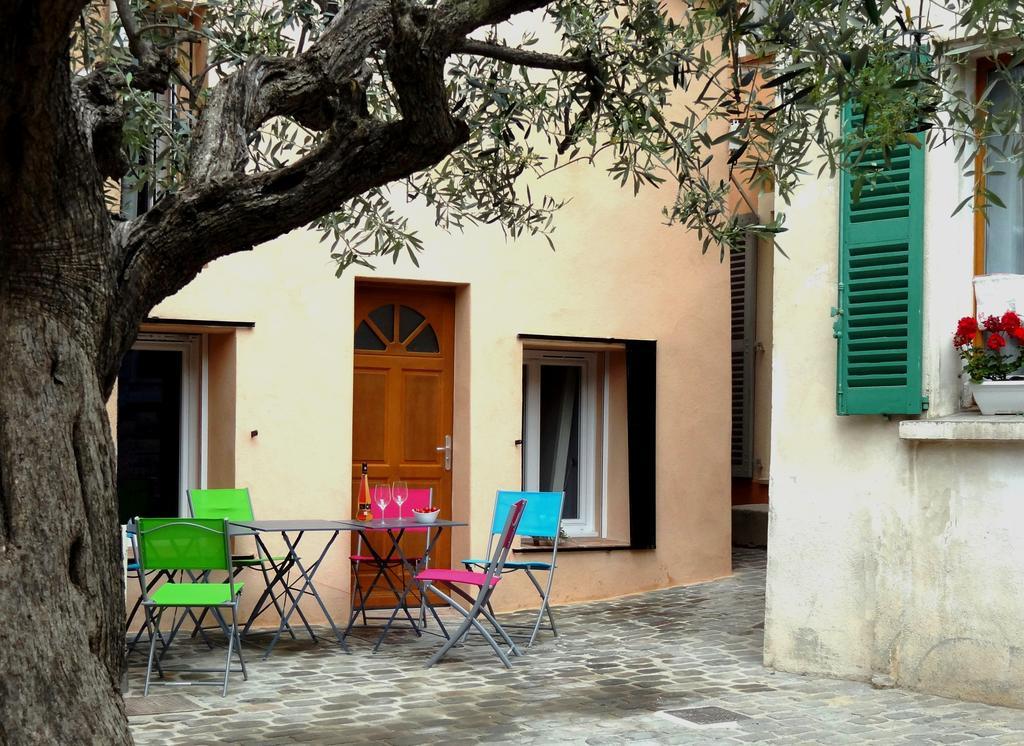 Ferienwohnung Lou Brigadou Saint-Raphaël Exterior foto